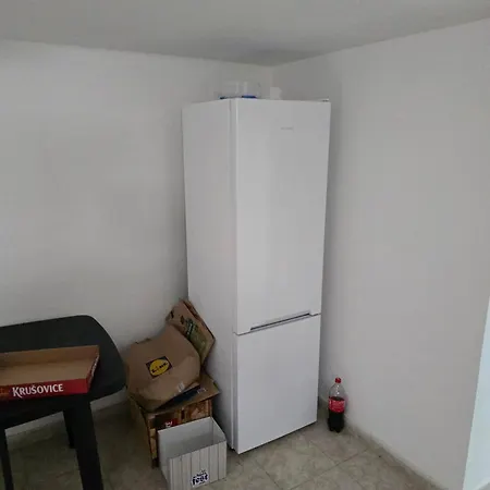 Stračenská *